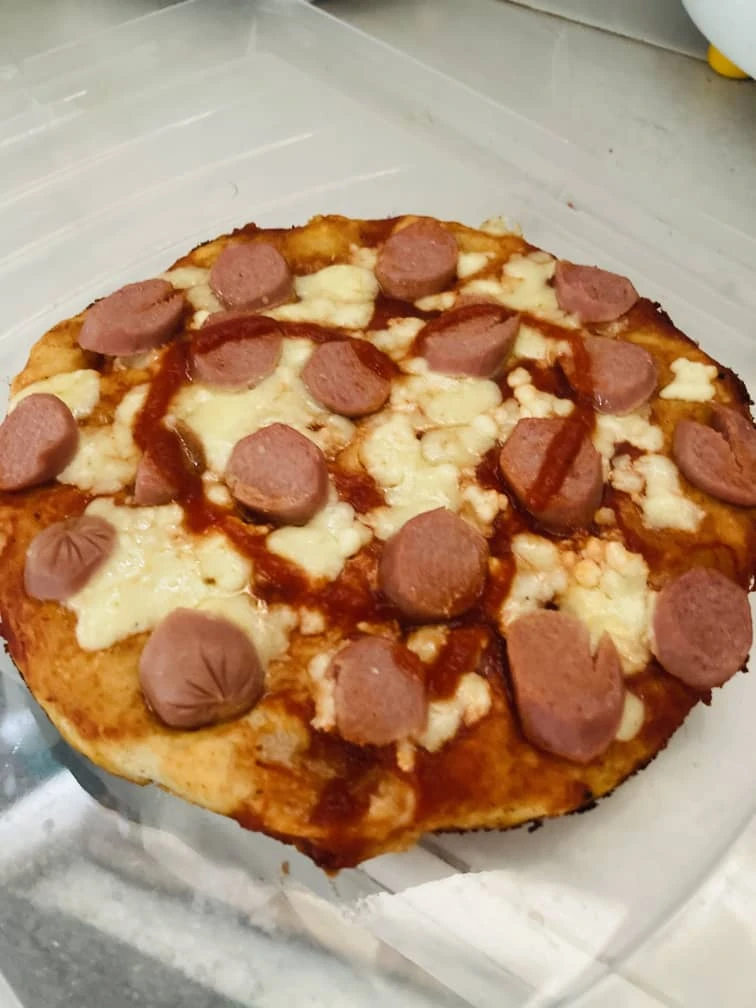 Pizza De Salchicha