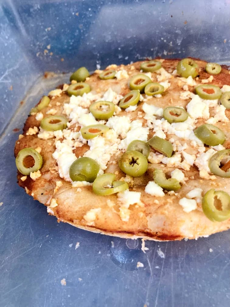 Pizza De Aceitunas
