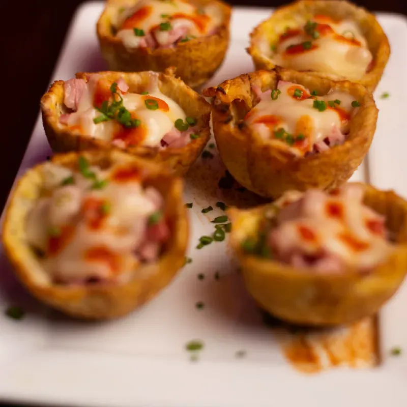 Tostones Rellenos de Jamón y Queso