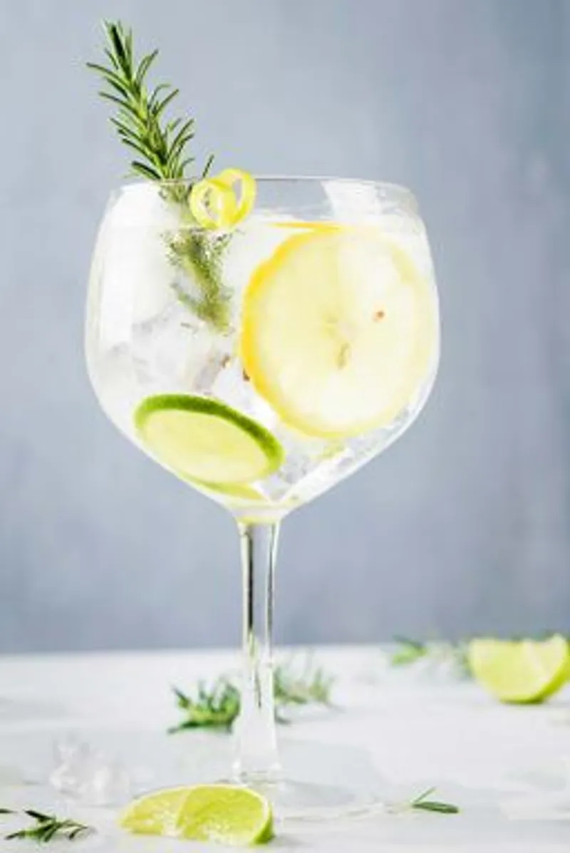 Cóctel Gintonic