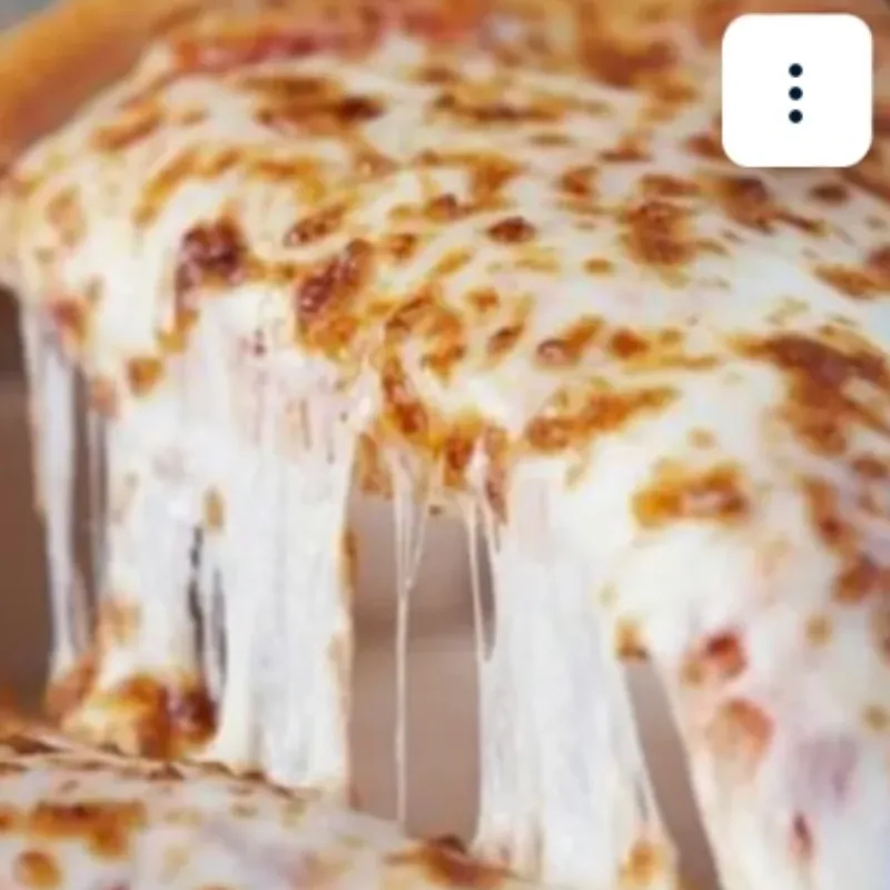 Pizza de Salchicha con Queso Gouda 