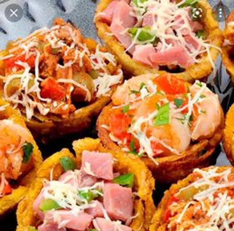 Tostones Rellenos 