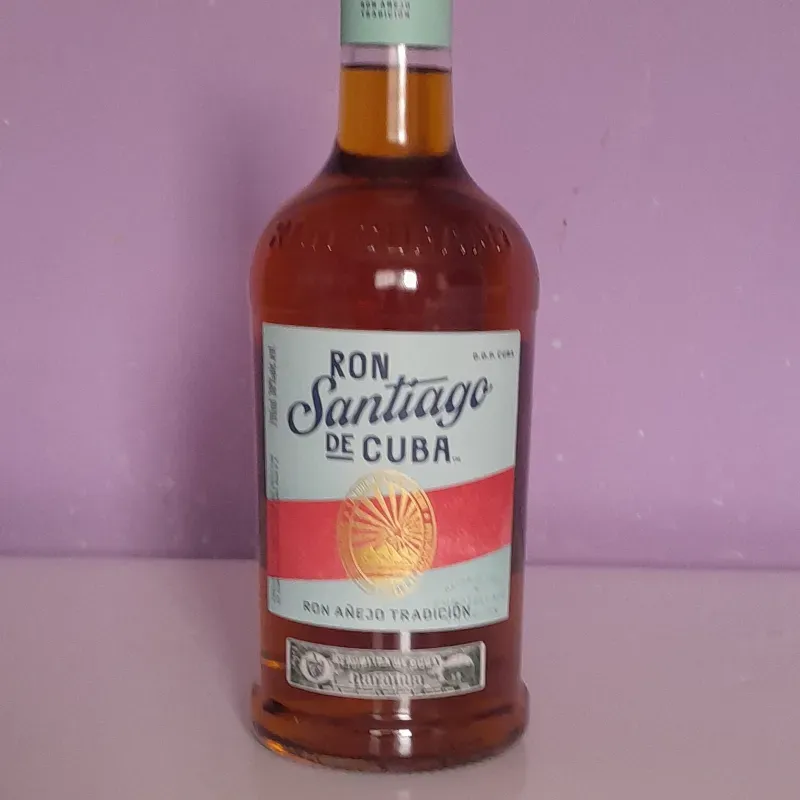 Ron Santiago Añejo Tradición 700 ML