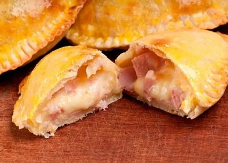 Plus de Jamón y Queso Gouda