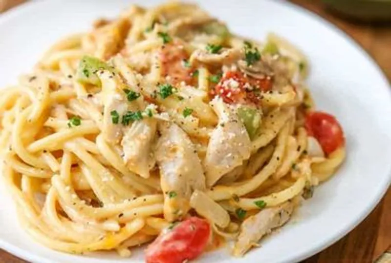 (QG)Espaguetis con Pollo