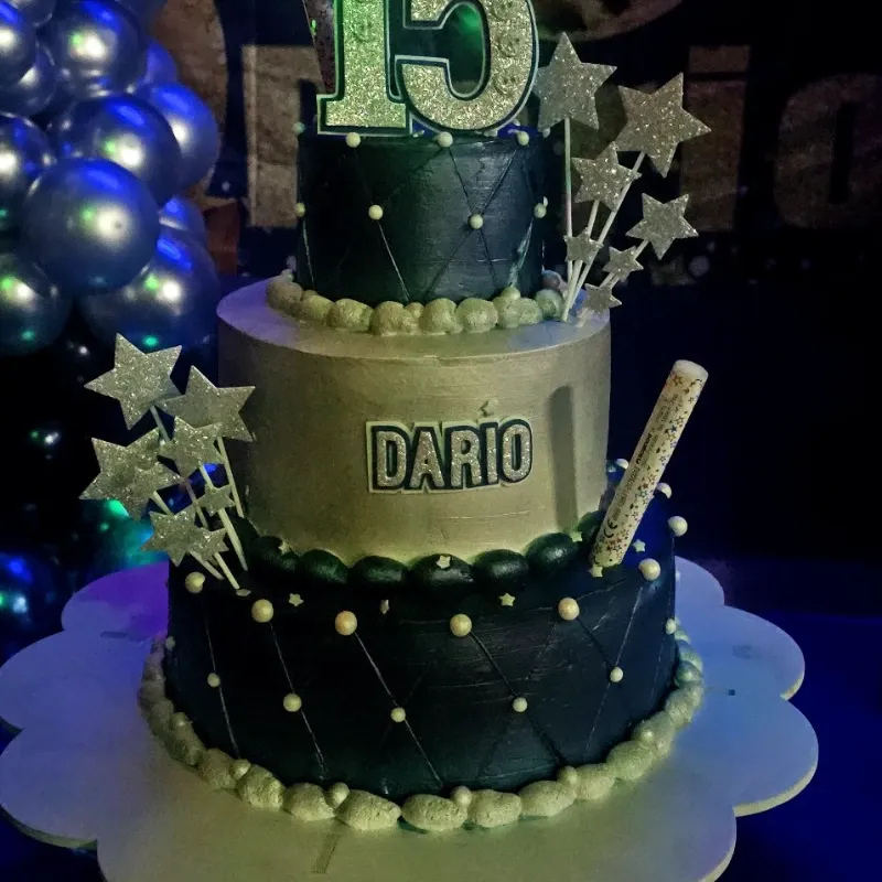 Cake de 3 pisos de nata 
