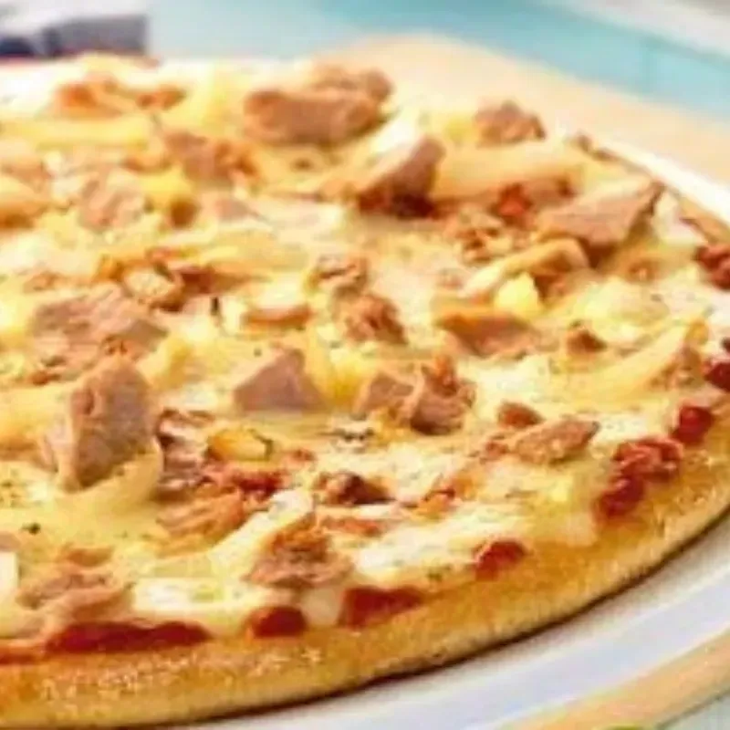 PIZZA DE ATÚN CON QUESO CRIOLLO