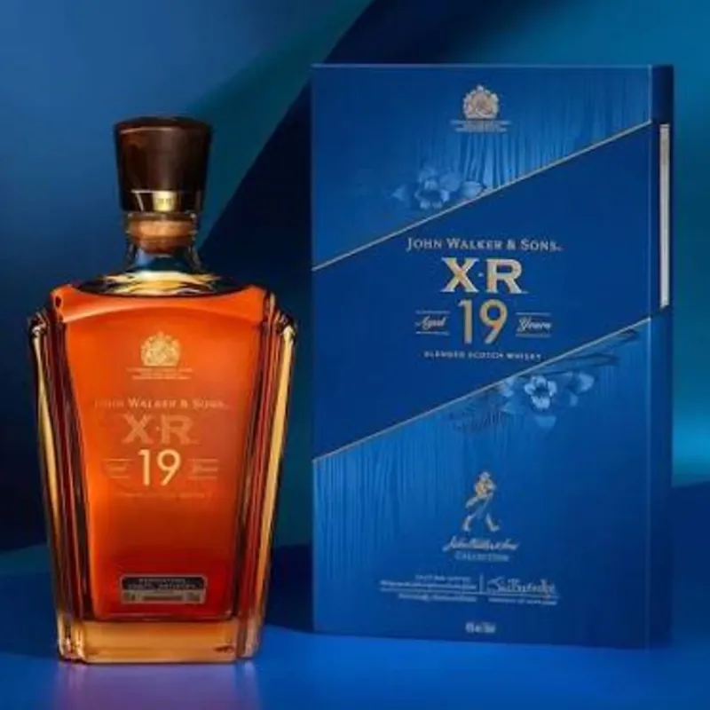 WHISKY JOHNNIE WALKER XR 19 + ENERGIZANTES
