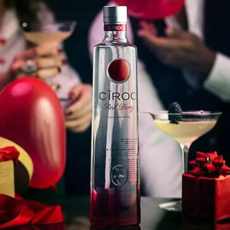 VODKA CIROC SABORES 1 LITRO + JUGO DE NARANJA