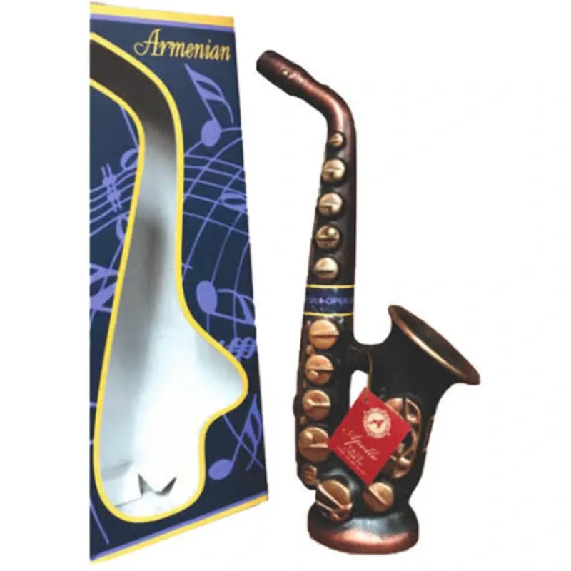 BRANDY SAXOPHONE + ENERGIZANTES 