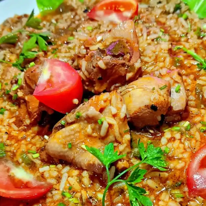 Arroz con Pollo a la Chorrera