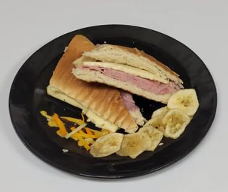 Sándwich de Jamón y Queso 
