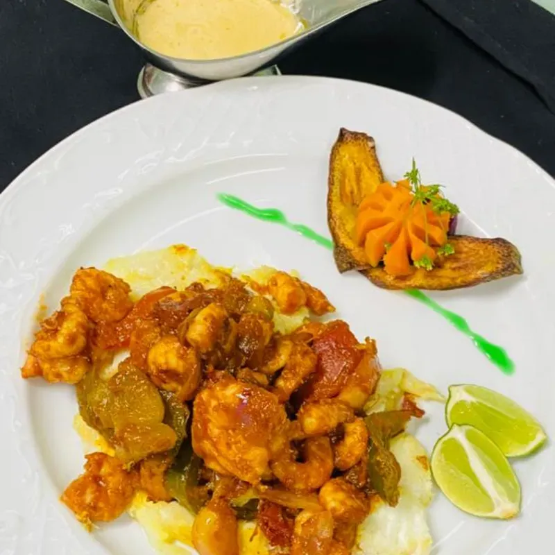 Pescado al Camaron