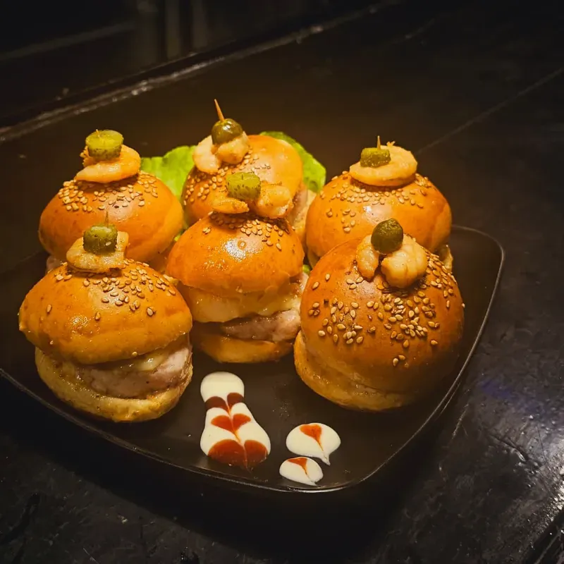 Mini Hamburguesas de Queso y Camarones