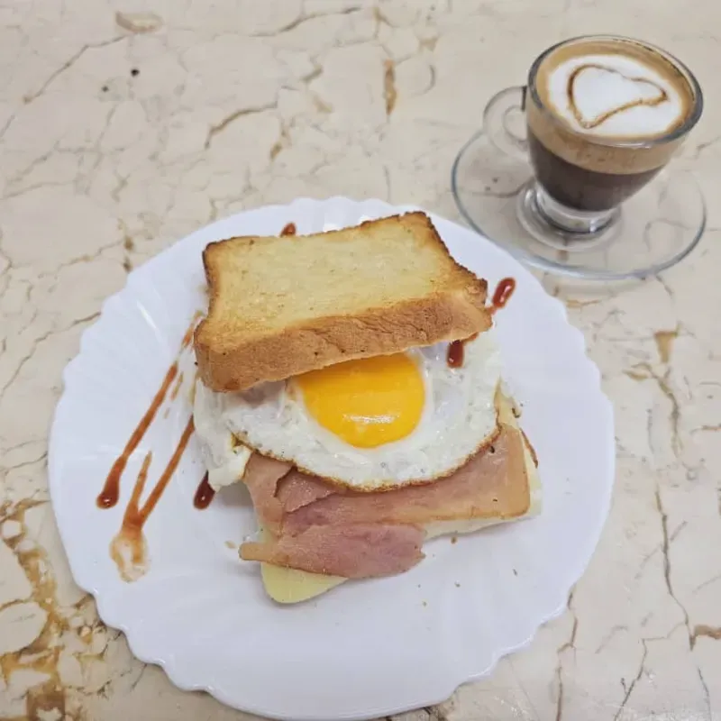 Desayuno Emperatriz