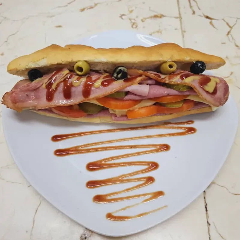 Sándwich Gourmet 
