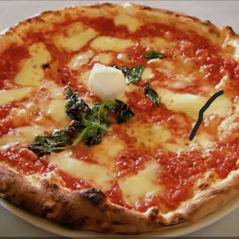 Pizza Medium Napolitana