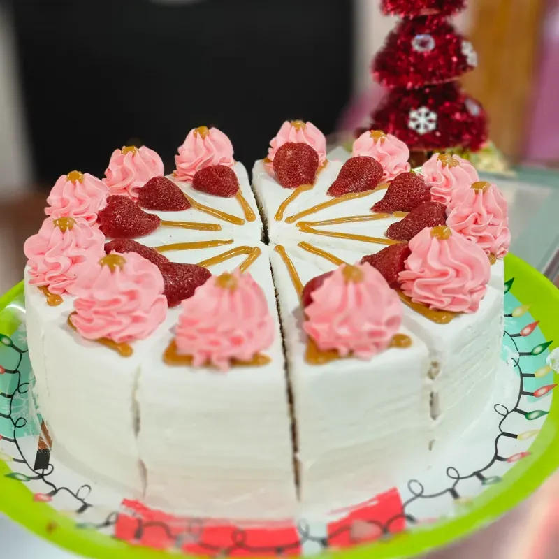 Cuña Tres Leches de Fresa