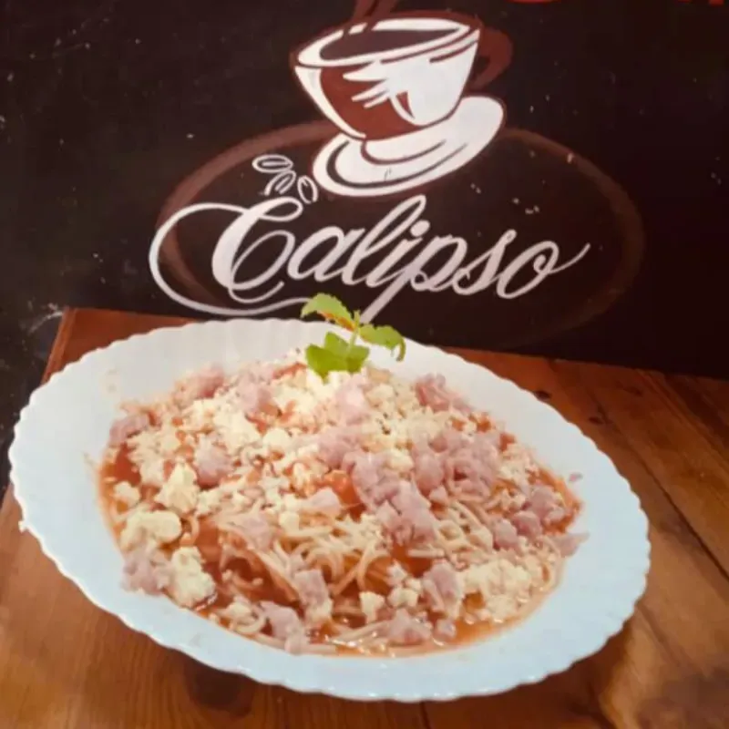 Espaguetis de Jamón y Queso
