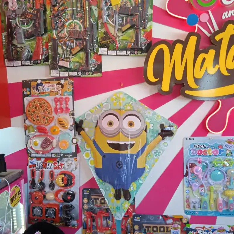 Juguetes variados