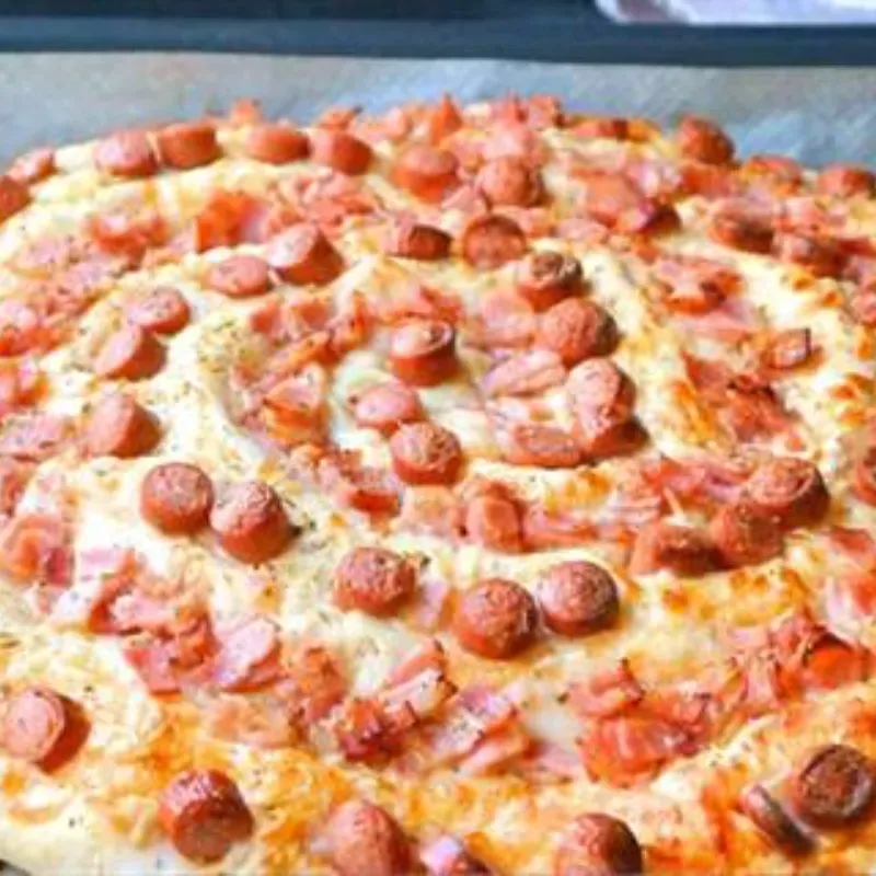 Pizza de Salchicha 