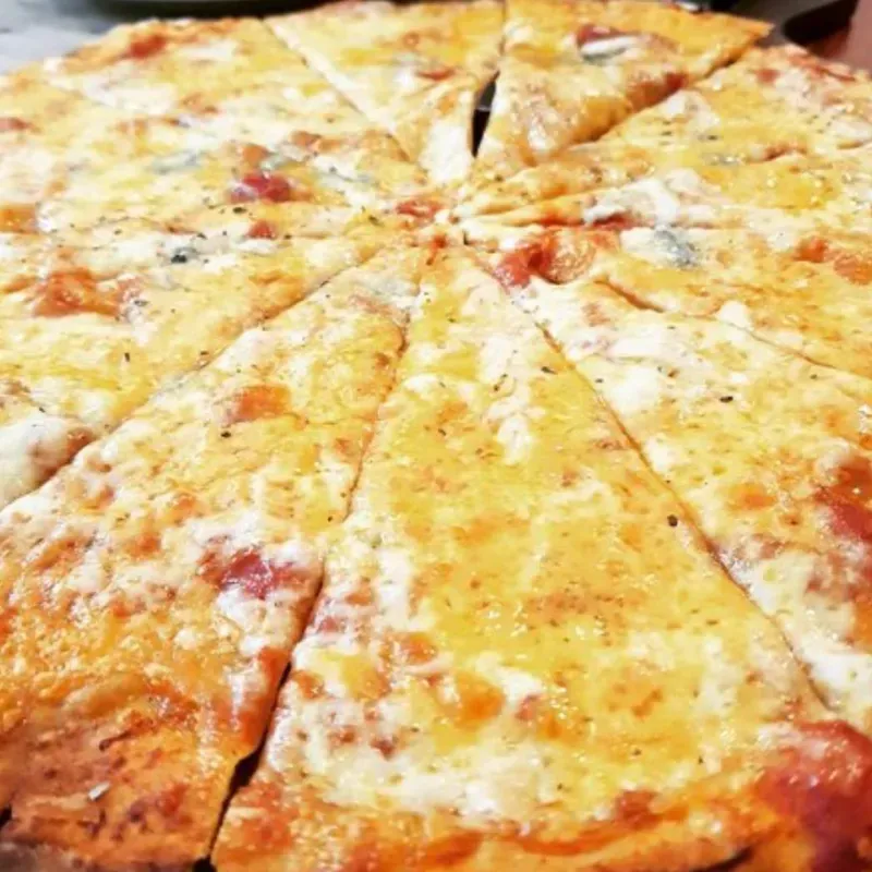 Pizzas Queso