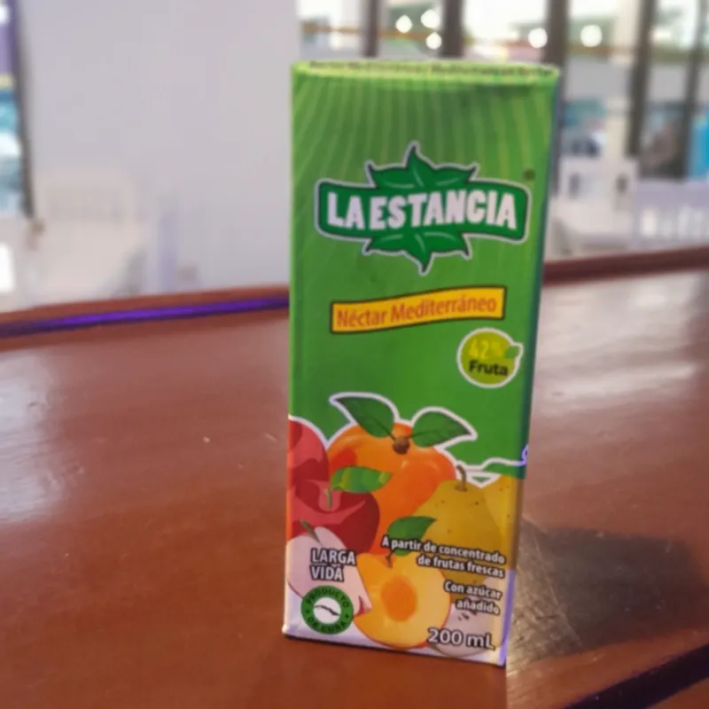 Jugo conserva caja