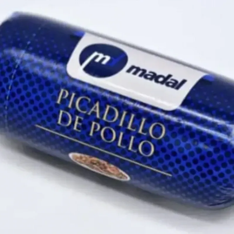 Tubo de picadillo de pollo