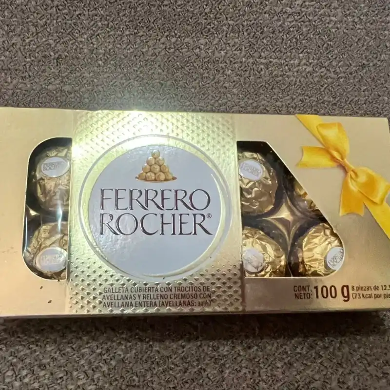 Caja de bombones Ferrero Rocher
