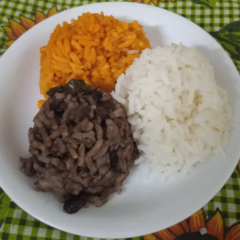 ARROZ MORO Y AMARILLO