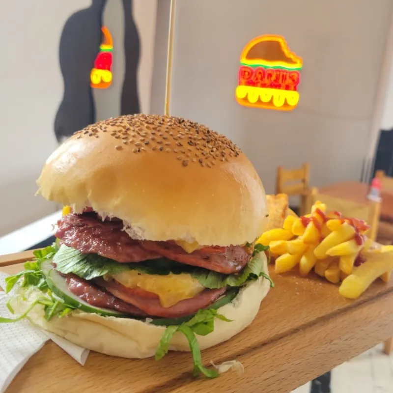 Súper Danis Burguer Pá Todos de Cerdo