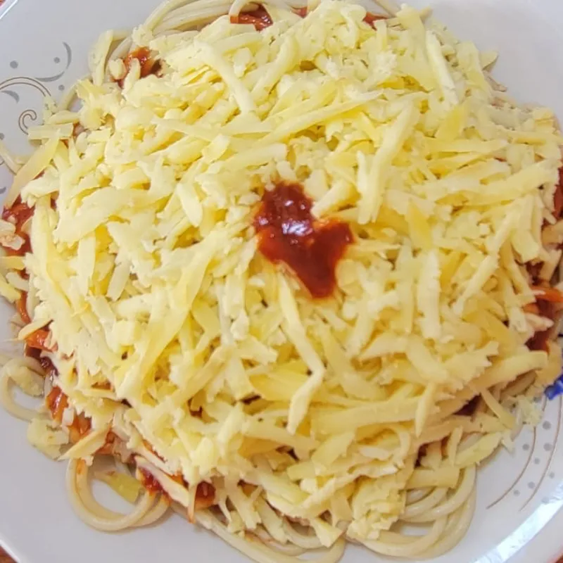 Espaguetis de queso blanco