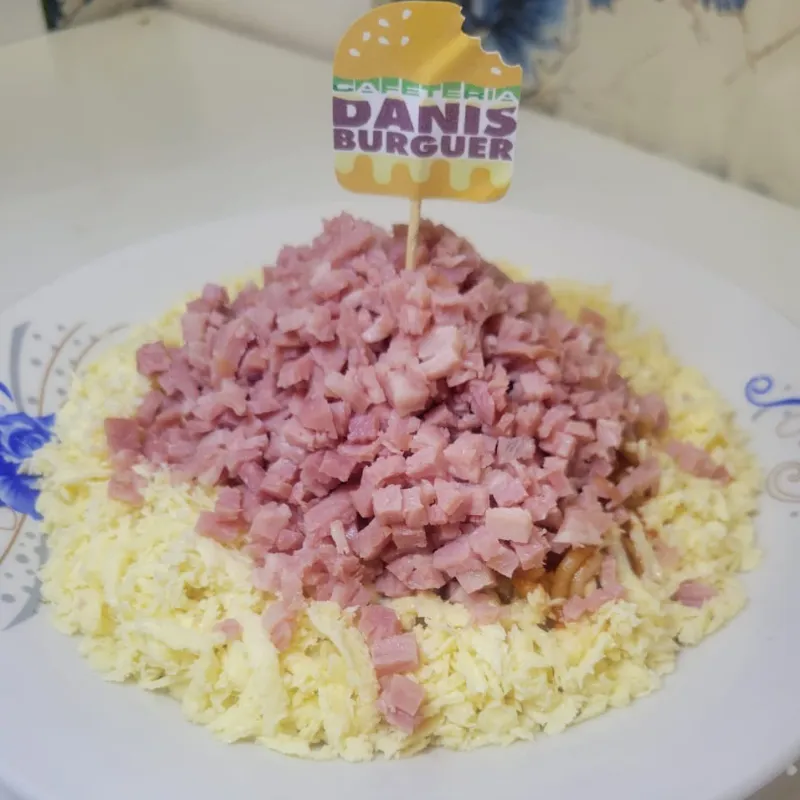 Espaguetis de queso blanco + Jamón