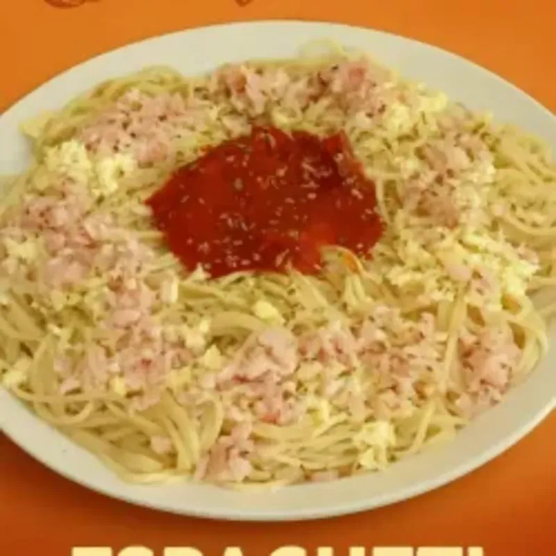Espaguetis de jamón y queso