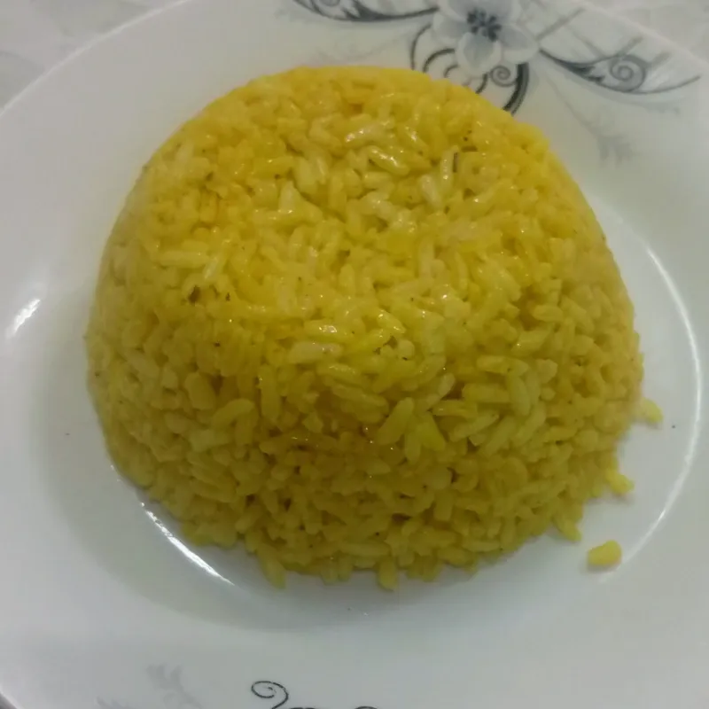Arroz amarillo