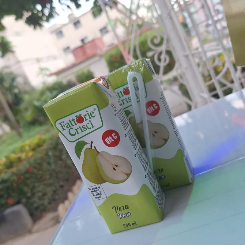Jugo caja pequeño 