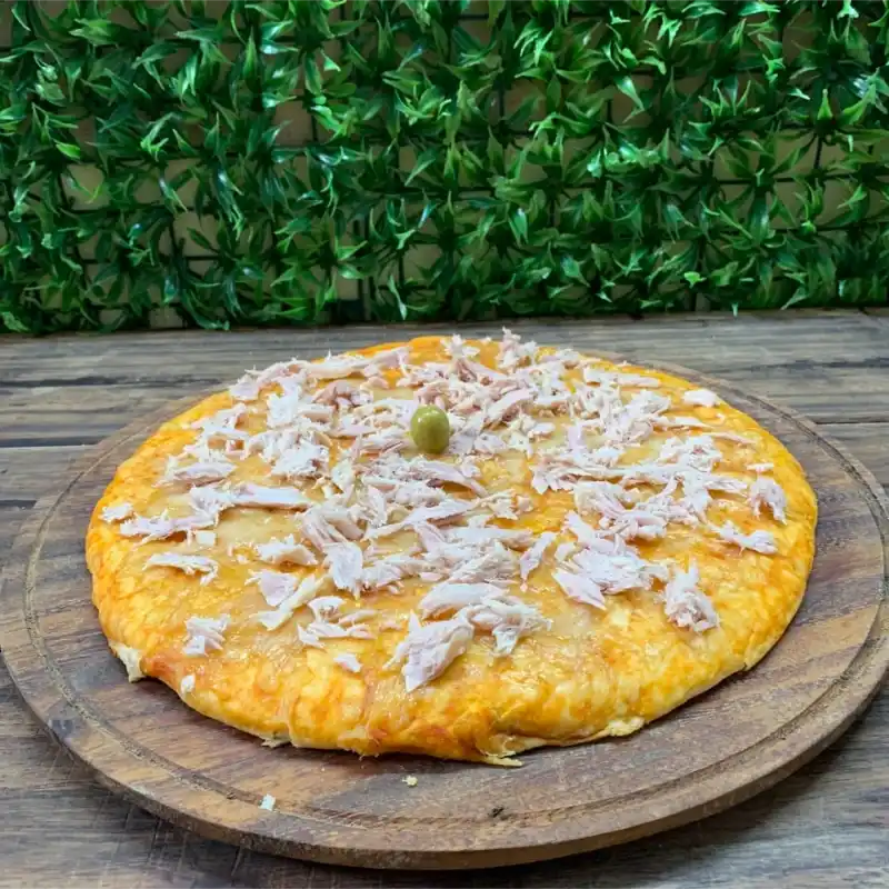 PIZZA DE ATÚN 30 CM.