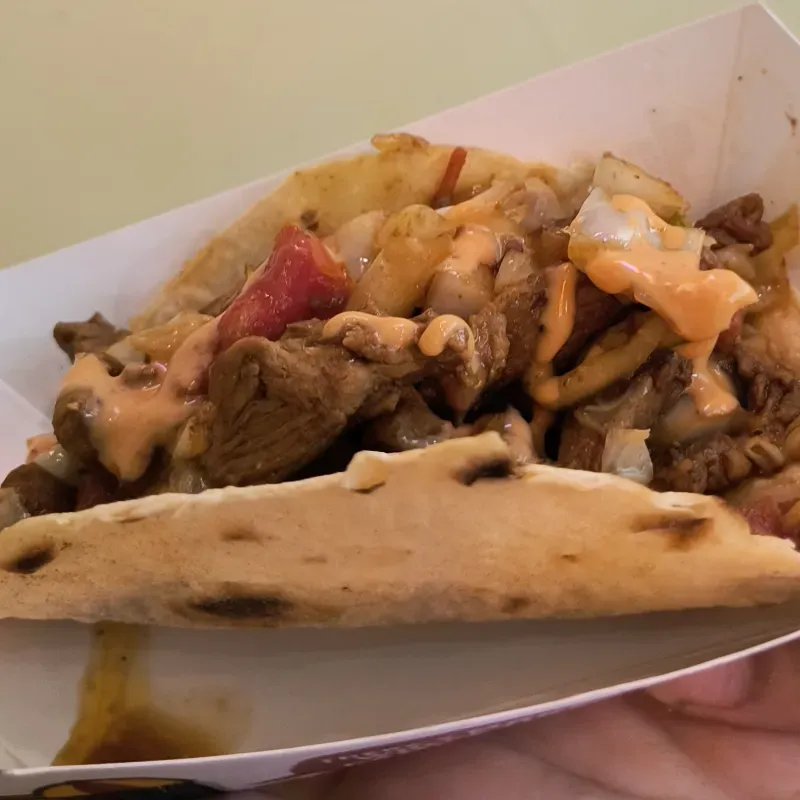 1 Taco de pollo + Jugo Natural 